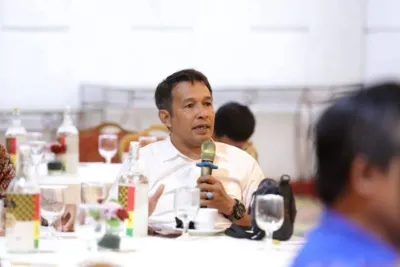 Sekretaris LSM Sangulara Sulawesi Tengah, Riswan Batjo Ismail, S.Ag., SE